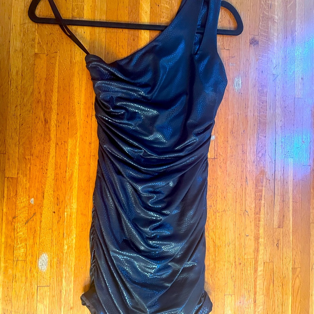 Bebé pleated dress